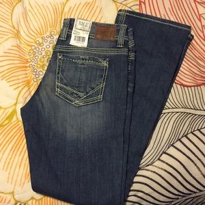 BKE Curvy Fit Midrise Bootcut